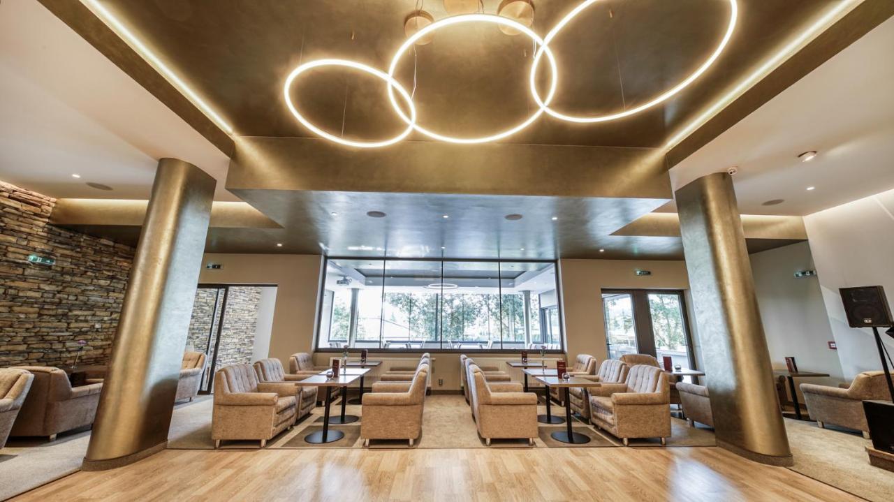 Maj Hotel Medical Wellness Piest'any Exterior foto