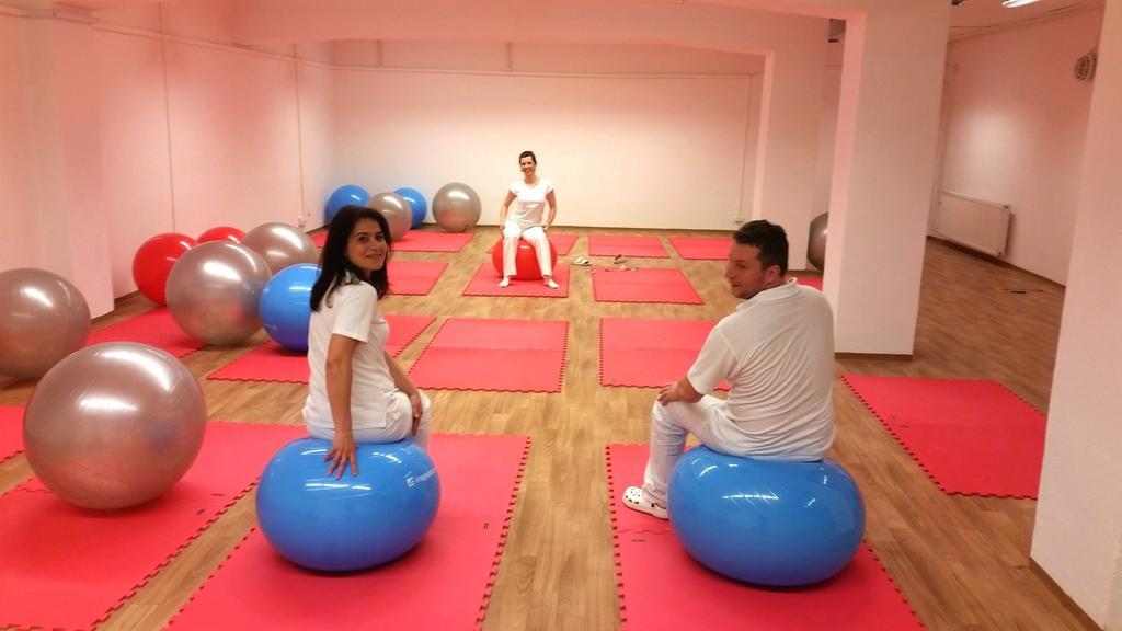 Maj Hotel Medical Wellness Piest'any Exterior foto